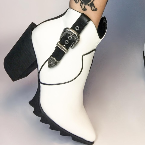 Dolls Kill Shoes - Western heeled boot